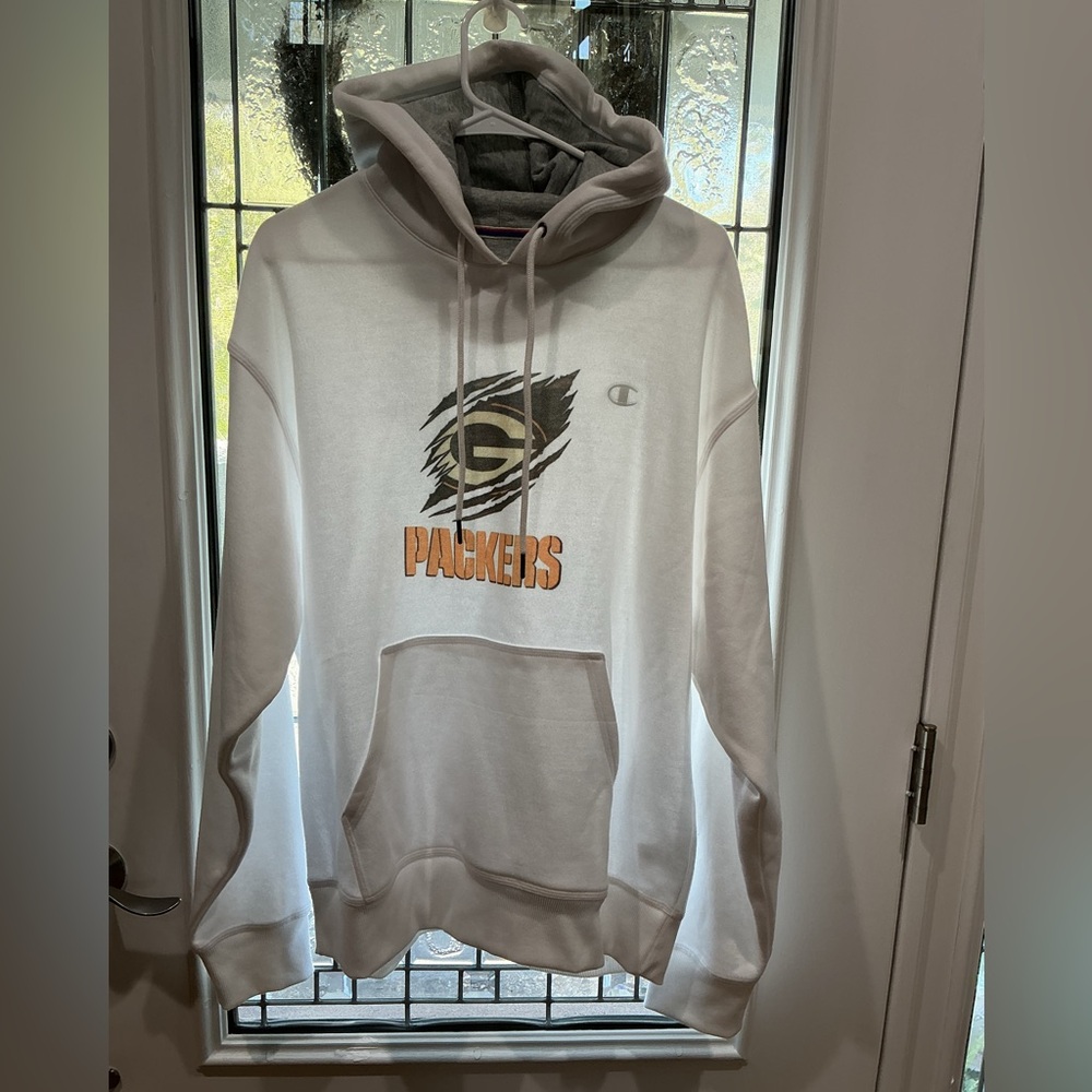 Champion Men’s Large White Packers hooded sweatshirt DP
